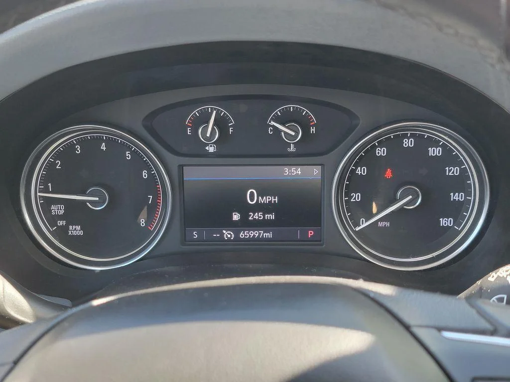Used 2020 Quartz Buick Essence image 2