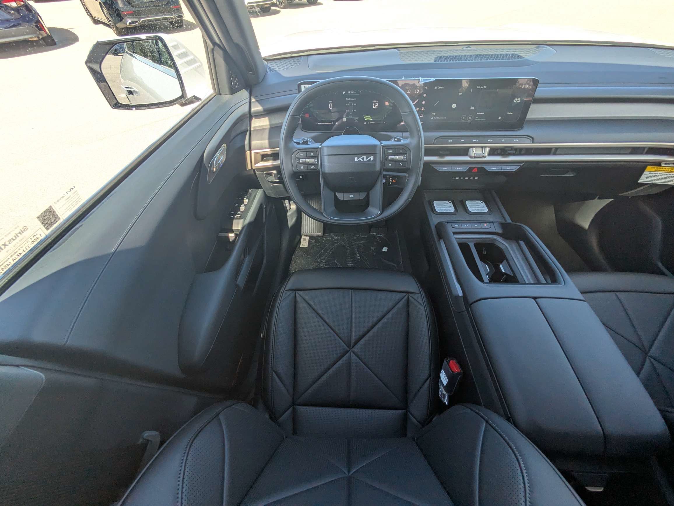 New 2027 Glacial White Pearl Kia EX image 19