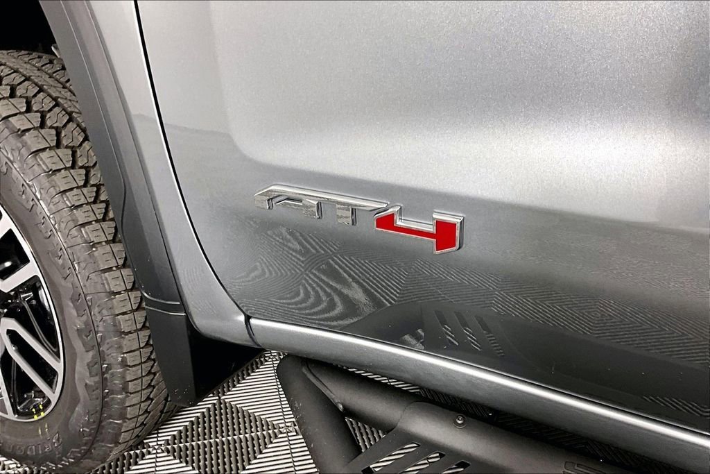 New 2026 Sterling Metallic GMC AT4 image 10