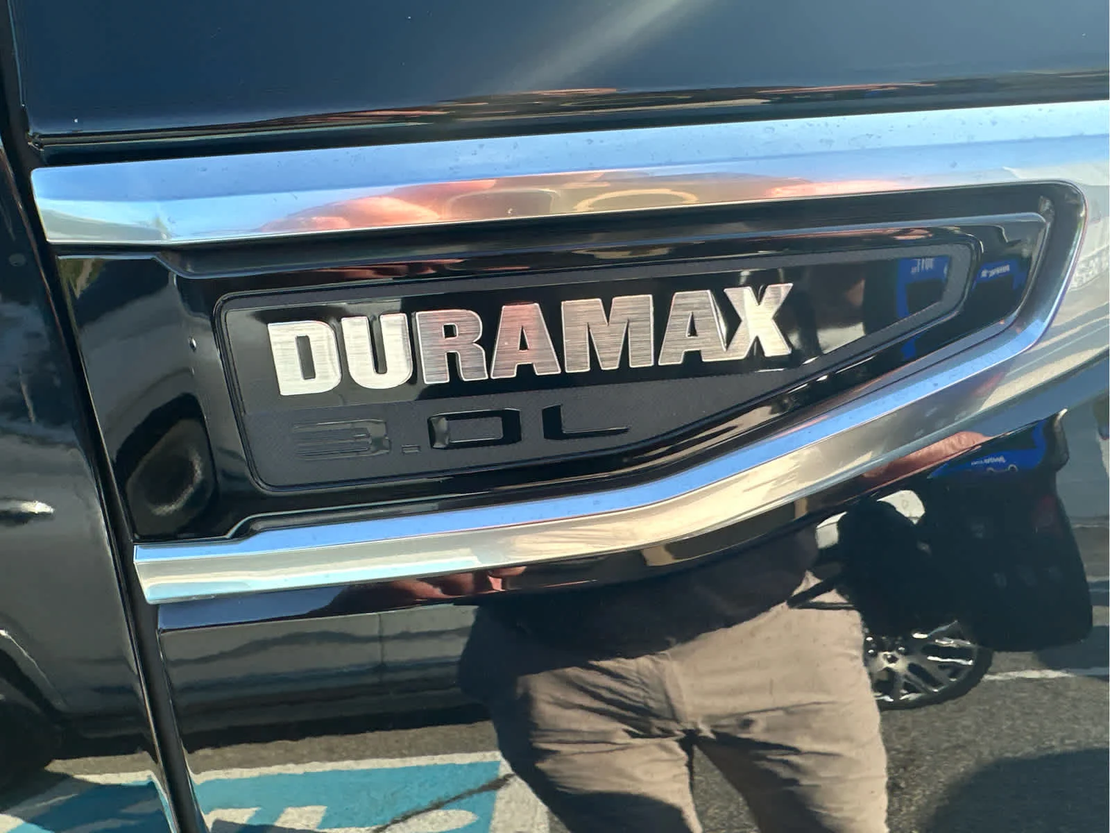 Used 2023 Onyx Black GMC Denali image 8