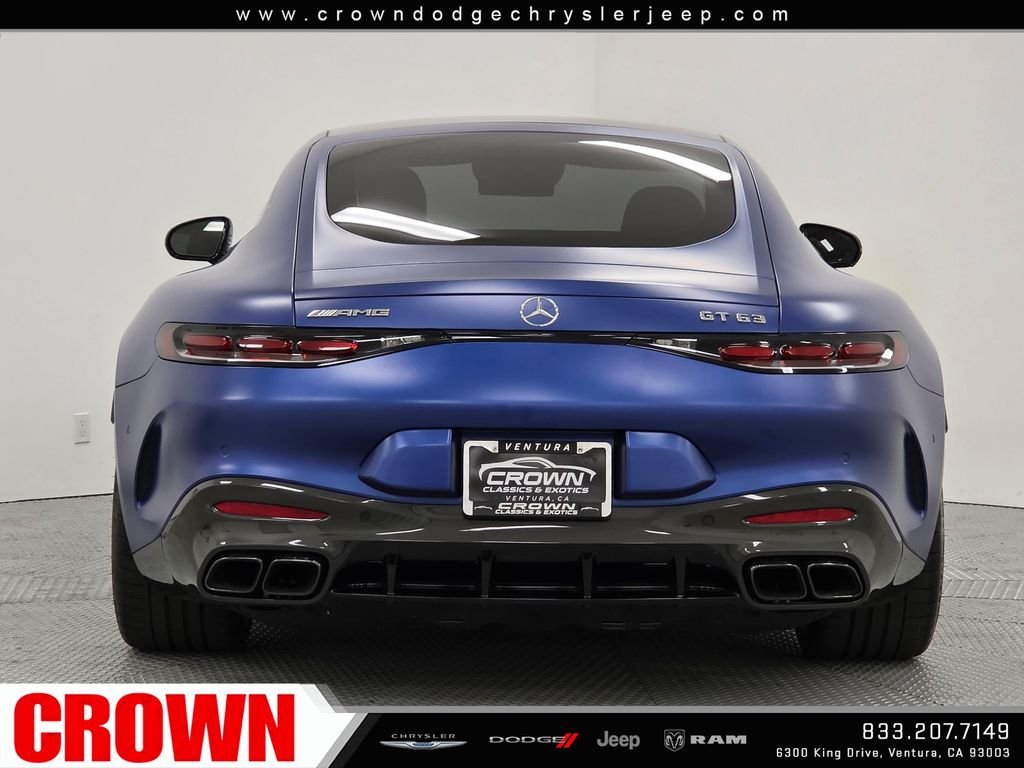 Used 2024  Mercedes-Benz Base image 4