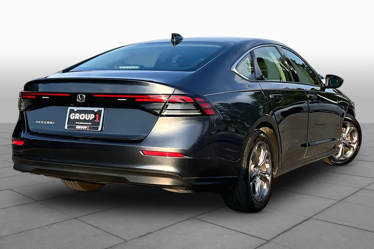 Used 2024 Meteorite Gray Metallic Honda EX image 13