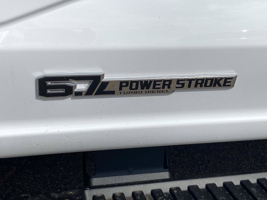 New 2026 Oxford White Ford F-350® XL image 9