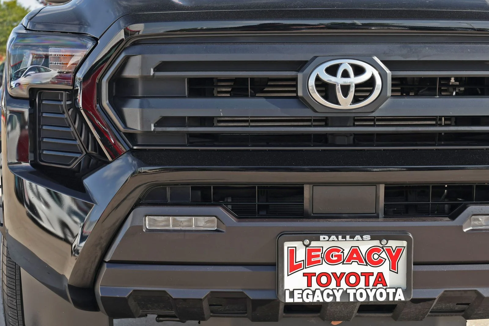 Used 2025 Black Toyota SR5 image 10