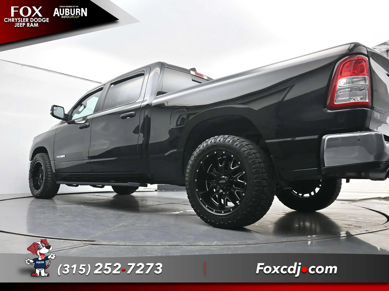 Used 2023 Diamond Black Crystal Pearlcoat Ram Big Horn image 31