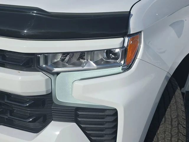 Used 2025 White Chevrolet RST image 31