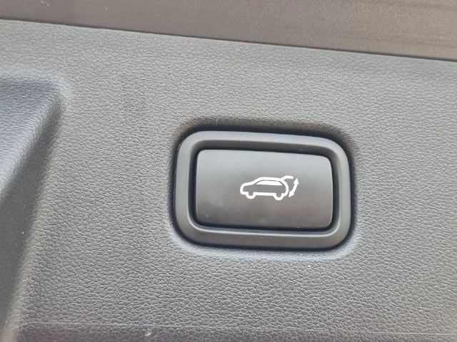 Used 2024 Gray Hyundai SEL image 30
