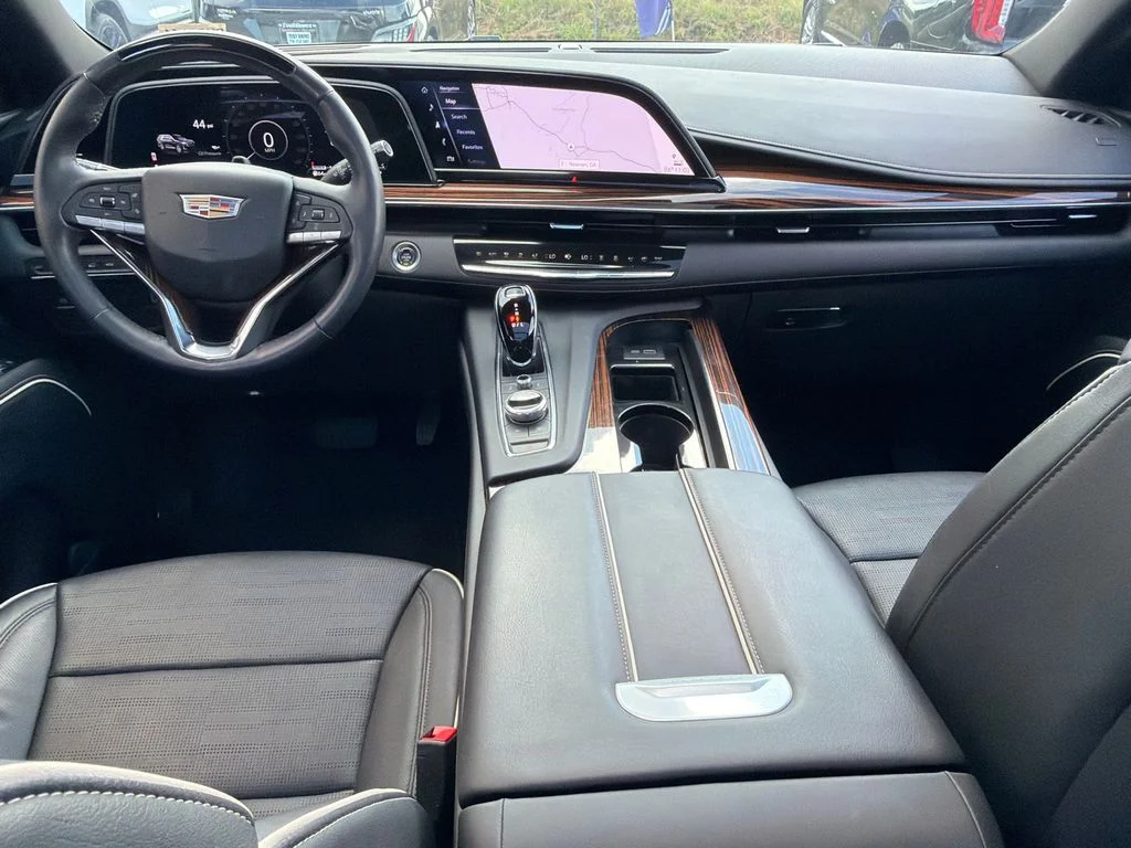 Used 2024 White Cadillac Premium Luxury image 23