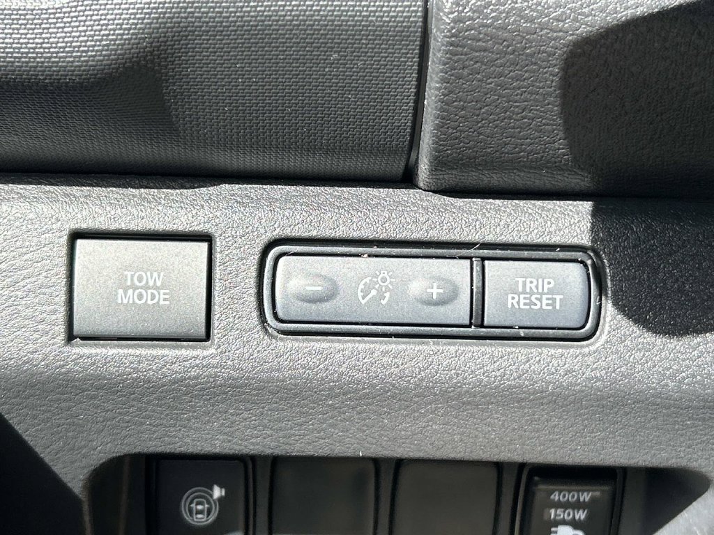 Used 2024 Gray Nissan SV image 20