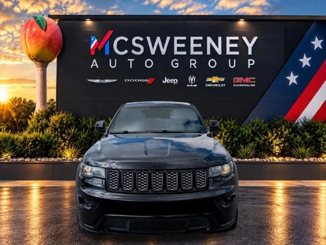Used 2021 Black Jeep Laredo X image 8