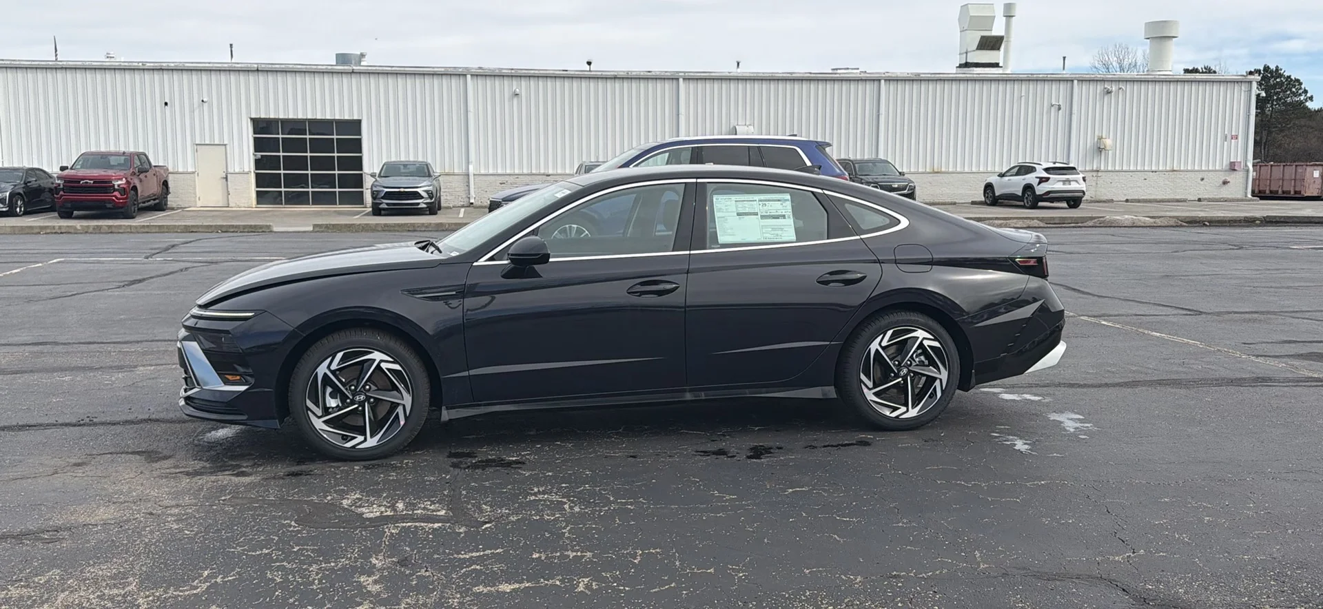 New 2026 Carbon Blue Pearl Hyundai SEL Sport image 4