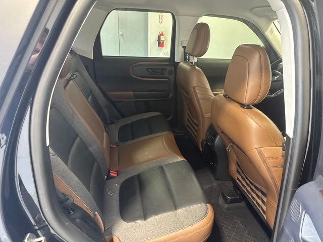 Used 2022 Black Ford Outer Banks image 23
