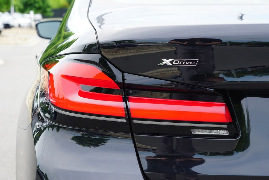 Used 2023 Black Sapphire Metallic BMW 530i xDrive image 17