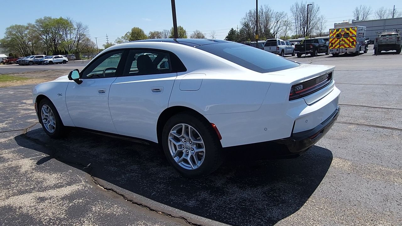 2026 Dodge Charger R/T - Photo 6