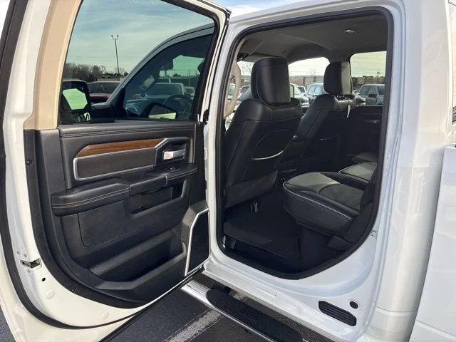 Used 2024 White Ram Laramie image 25