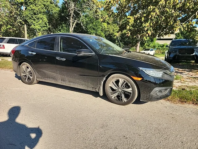 2018 Honda Civic Sedan Touring