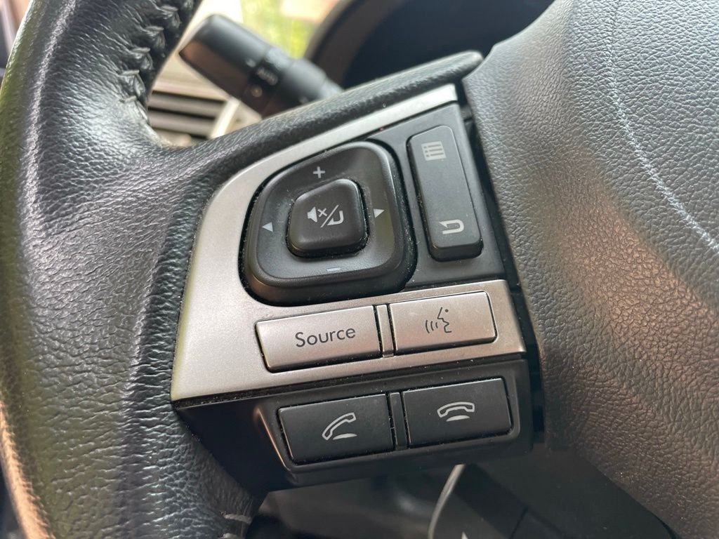 Used 2018 Ice Silver Metallic Subaru 2.5i Limited image 11