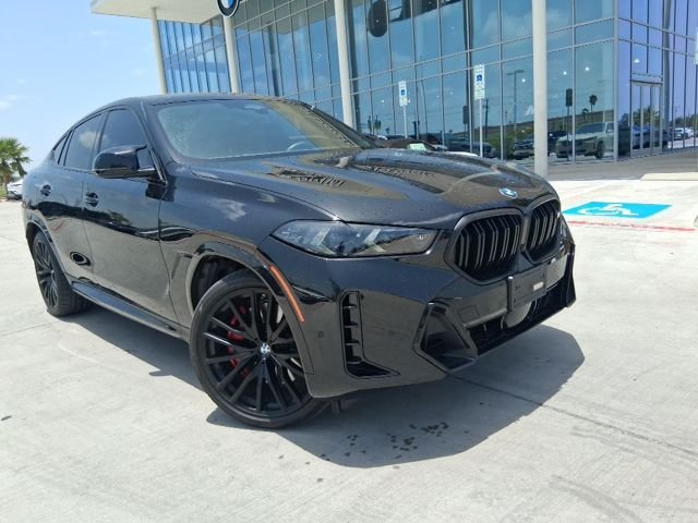 Used 2025 Black BMW M60i image 1