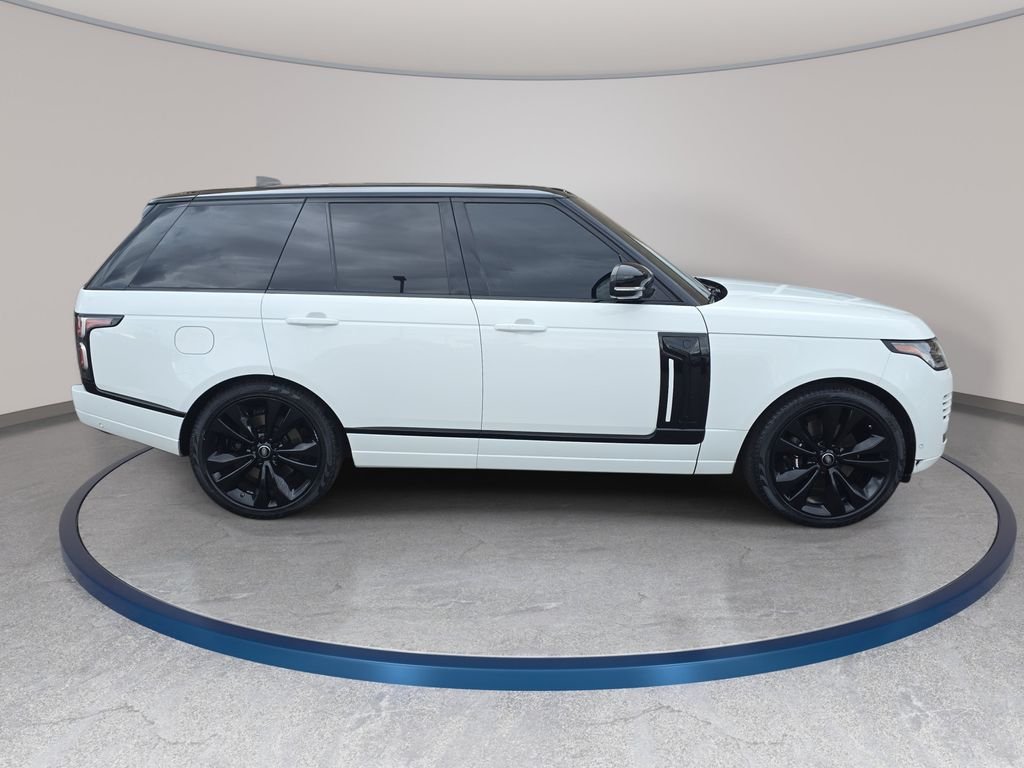 Used 2020 White Land Rover HSE image 5