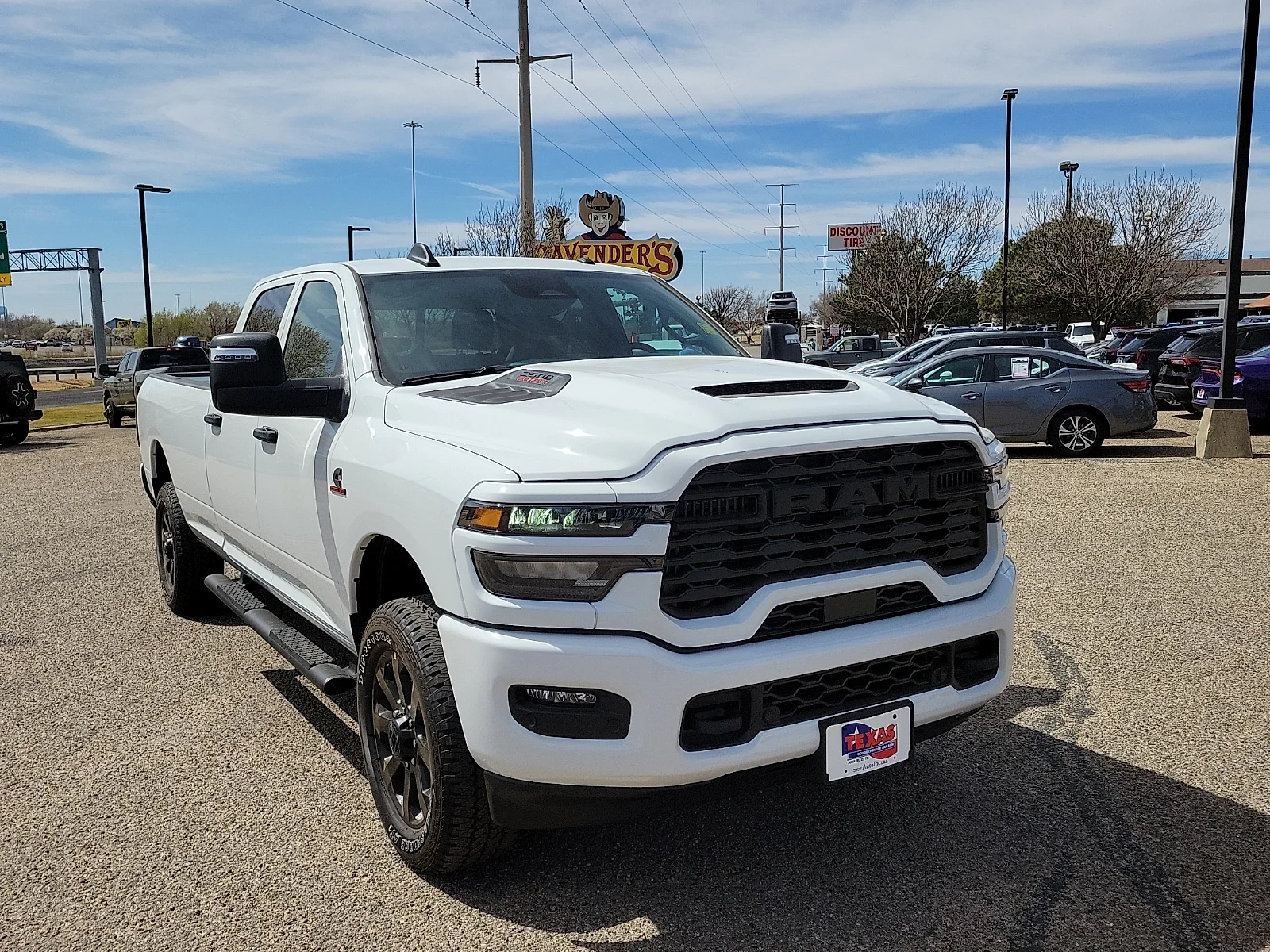 New 2026 PW7 Bright Whit Ram BLACK EXPRESS CREW CAB 4X4 8