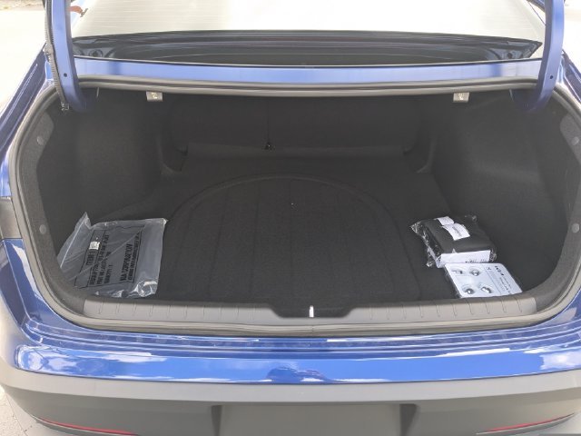 New 2026 Deep Sea Blue Kia LXS image 13