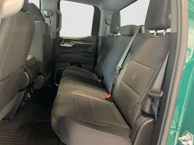 New 2026  GMC SLE image 14