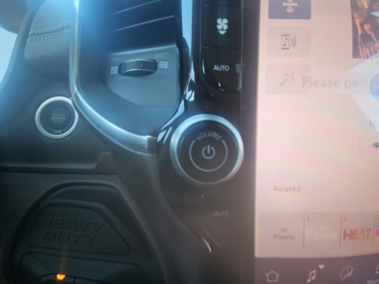 2025 RAM 2500 Laramie - Photo 17