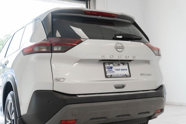 Used 2023 Silver Nissan SV image 26