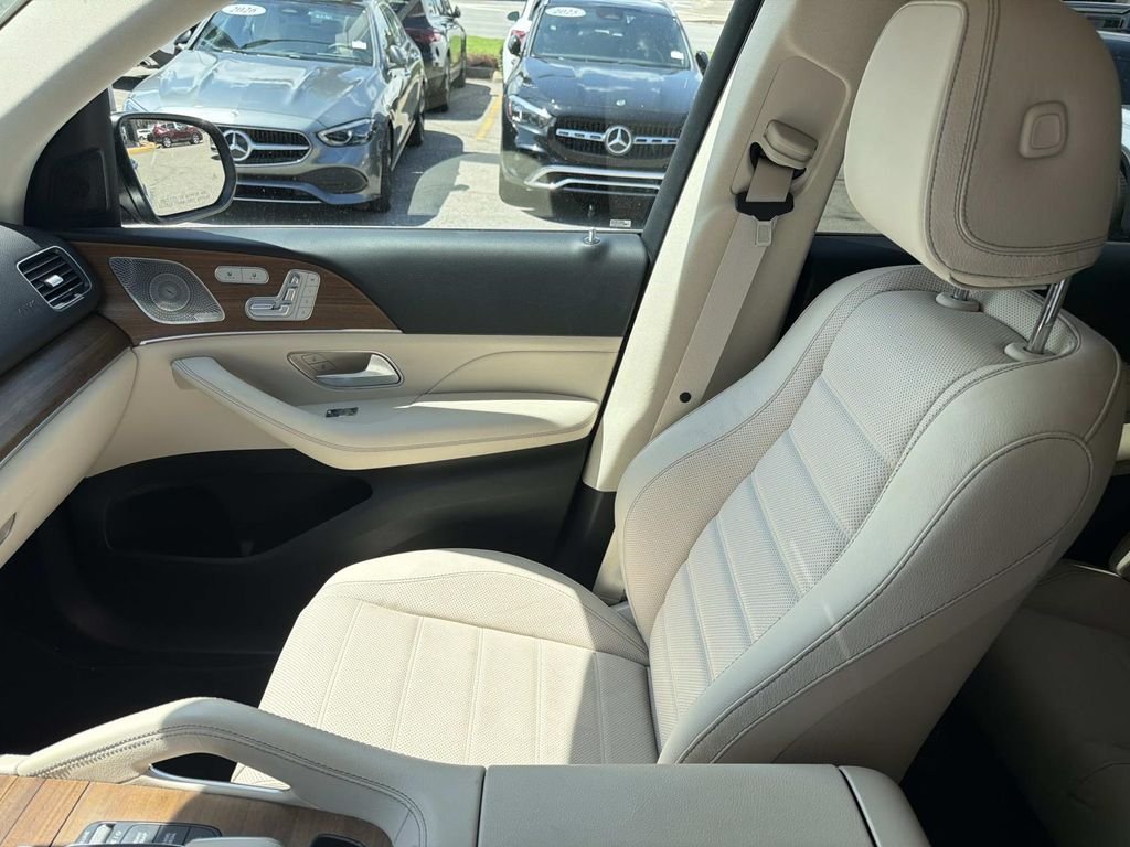 Certified Used 2024  Mercedes-Benz GLE 350 image 16