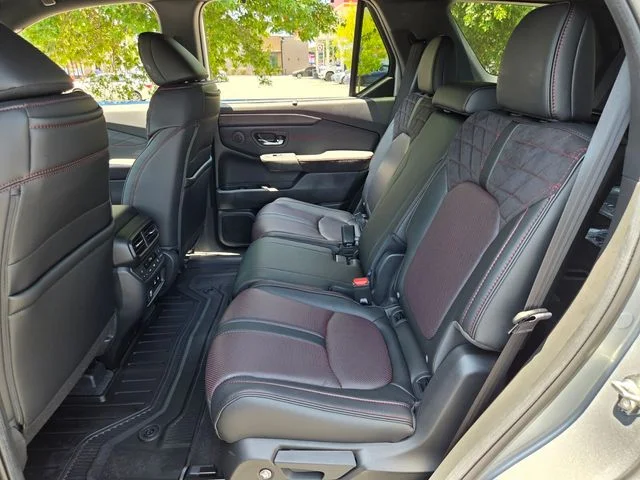 New 2026 Solar Silver Metallic Honda Black Edition image 13