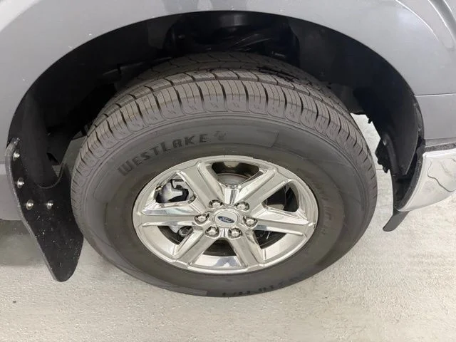 Used 2025 Gray Ford XLT image 7