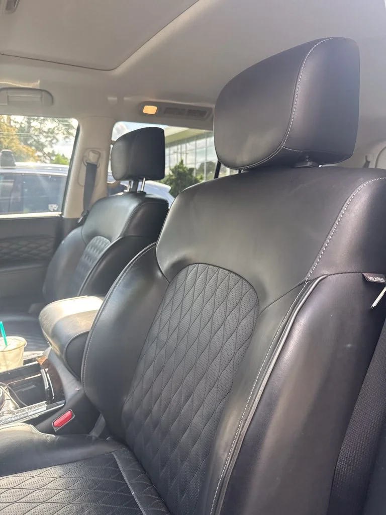 Used 2019 Black Obsidian INFINITI LUXE image 7