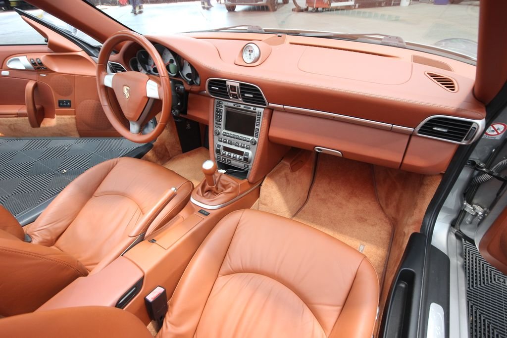 Used 2006 Silver Porsche Carrera S image 27