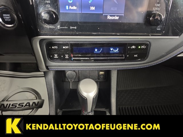 Used 2018 Gray Toyota SE image 17