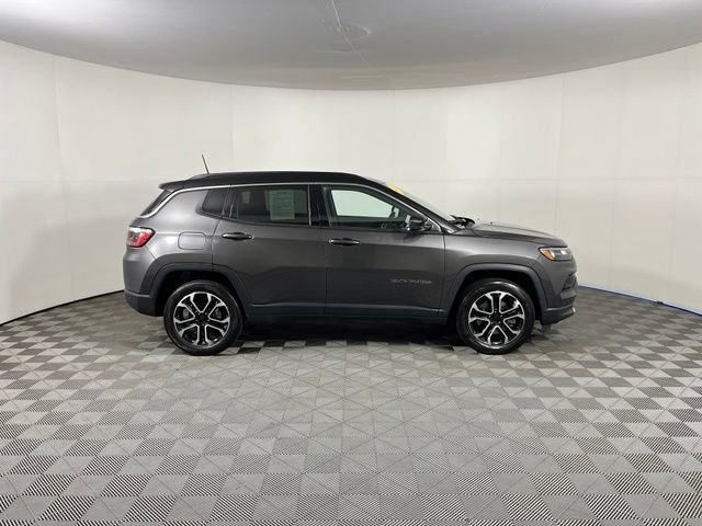 Used 2023 Gray Jeep Limited image 8