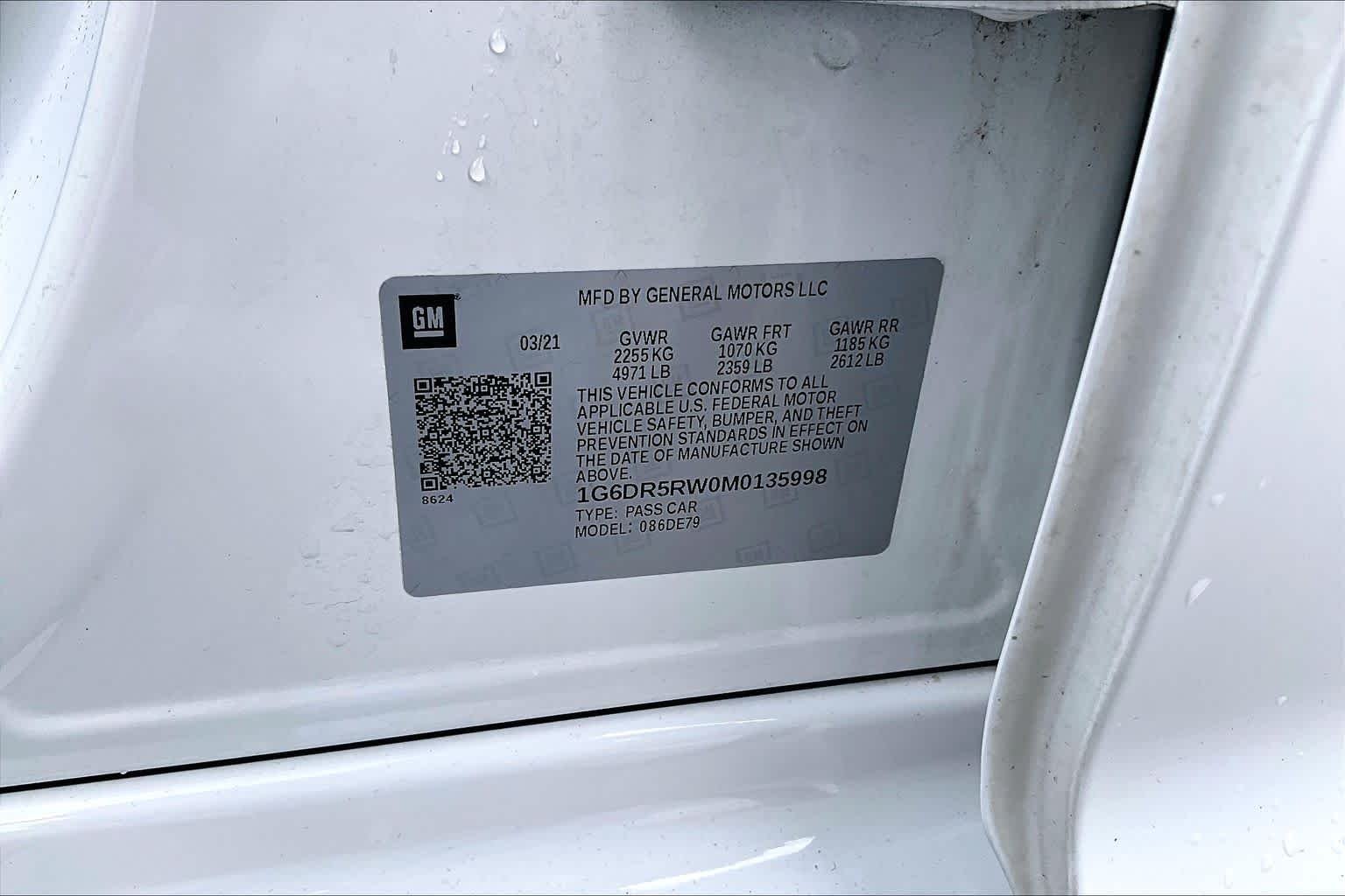 Used 2021 Summit White Cadillac V-Series image 35