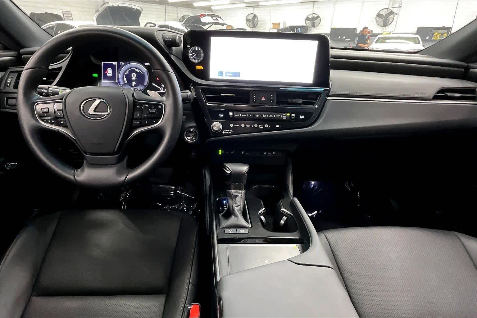 Certified Used 2024 Eminent White Pearl Lexus  image 16