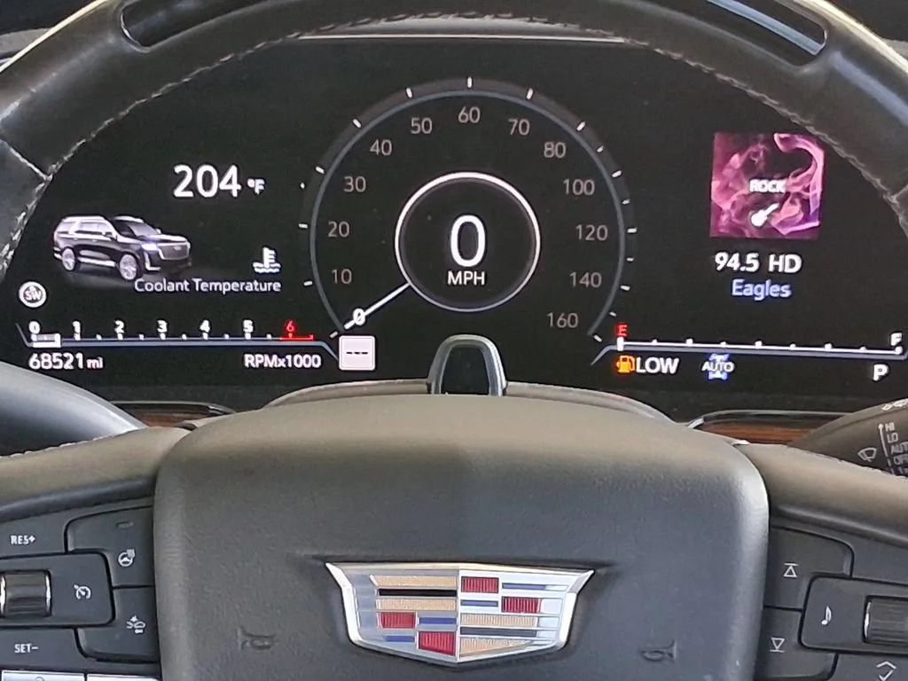 Used 2022 INFRARED TINTCOAT Cadillac Premium Luxury image 14