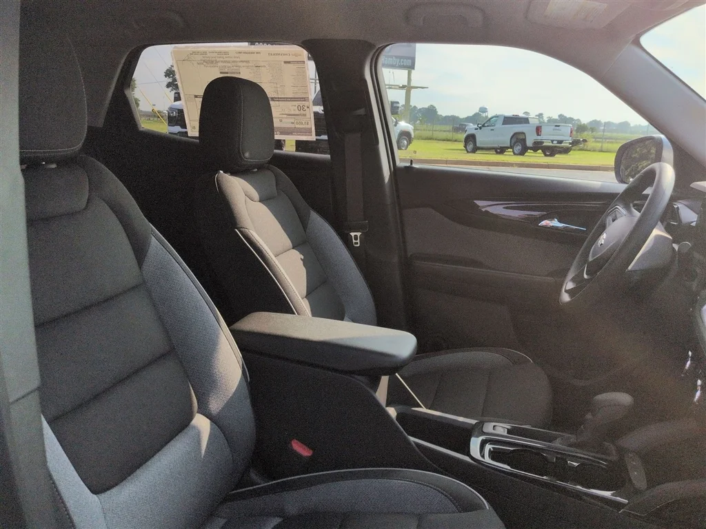 New 2026 Sterling Gray Metallic Chevrolet LT image 51
