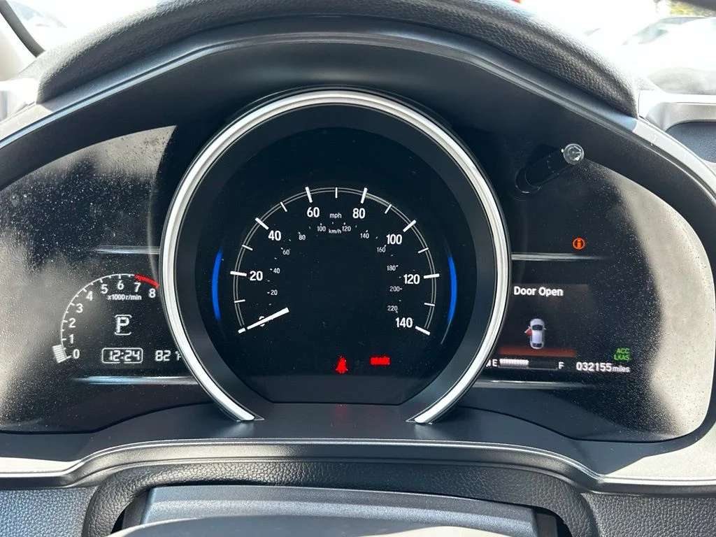 Used 2018 Silver Honda EX image 24