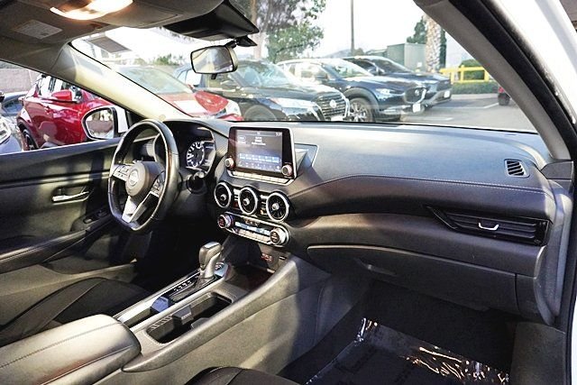 Used 2023 White Nissan SV image 9