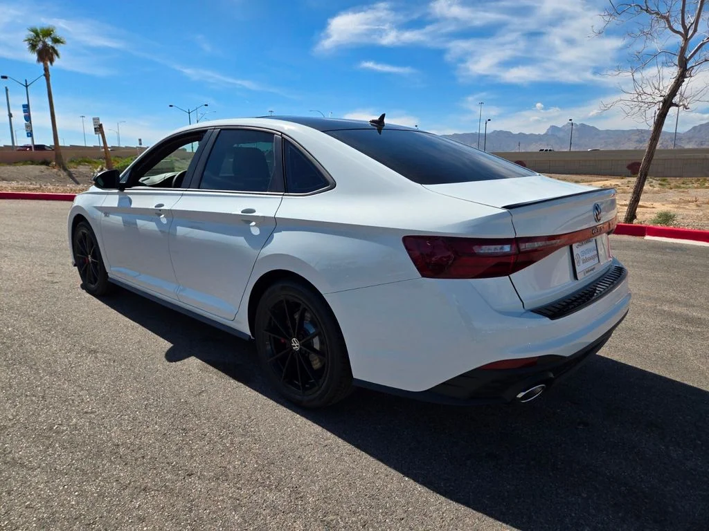 New 2026 White Volkswagen 2.0T Autobahn image 3