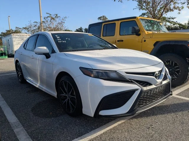 Certified Used 2024 White Toyota SE image 1
