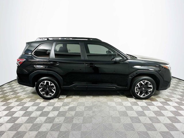 New 2026 CRYSTAL BLACK SILICA Subaru Premium image 8
