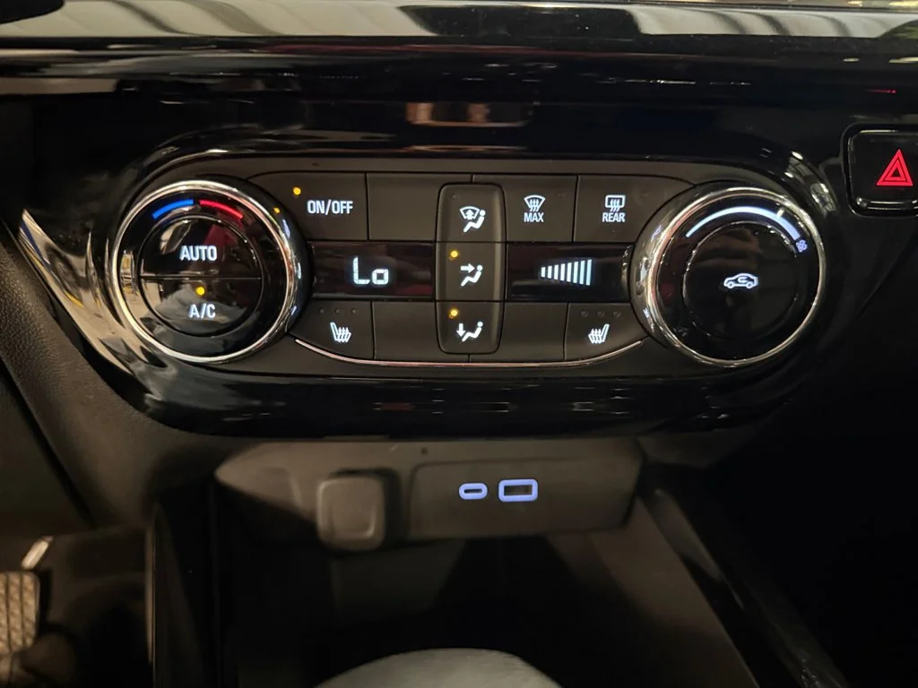 Used 2024 Red Chevrolet 2RS image 29