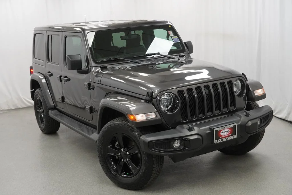 Used 2021 Gray Jeep Unlimited Sahara Altitude image 8