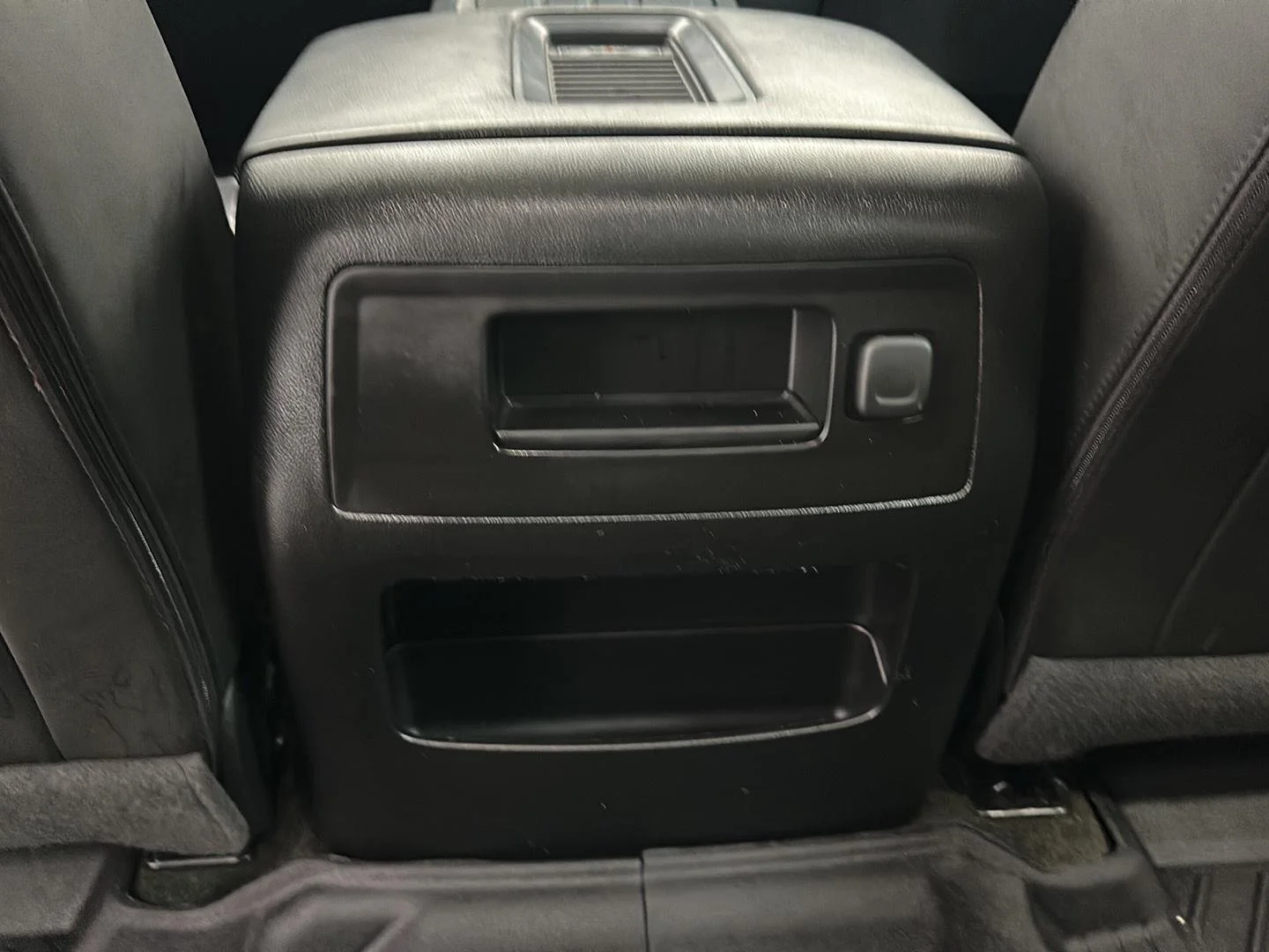 Used 2018 RED QUARTZ TINTCOAT GMC Denali image 23