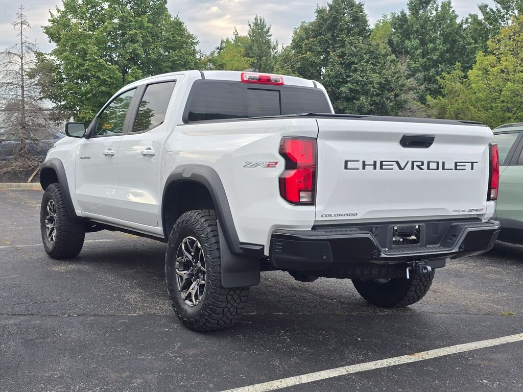 Used 2024 White Chevrolet ZR2 image 5