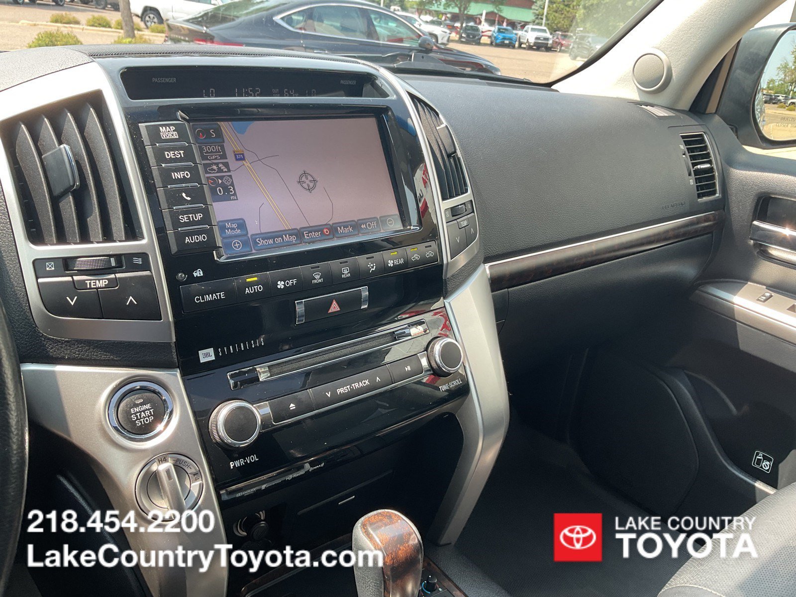 Used 2014 Silver Toyota Base image 31