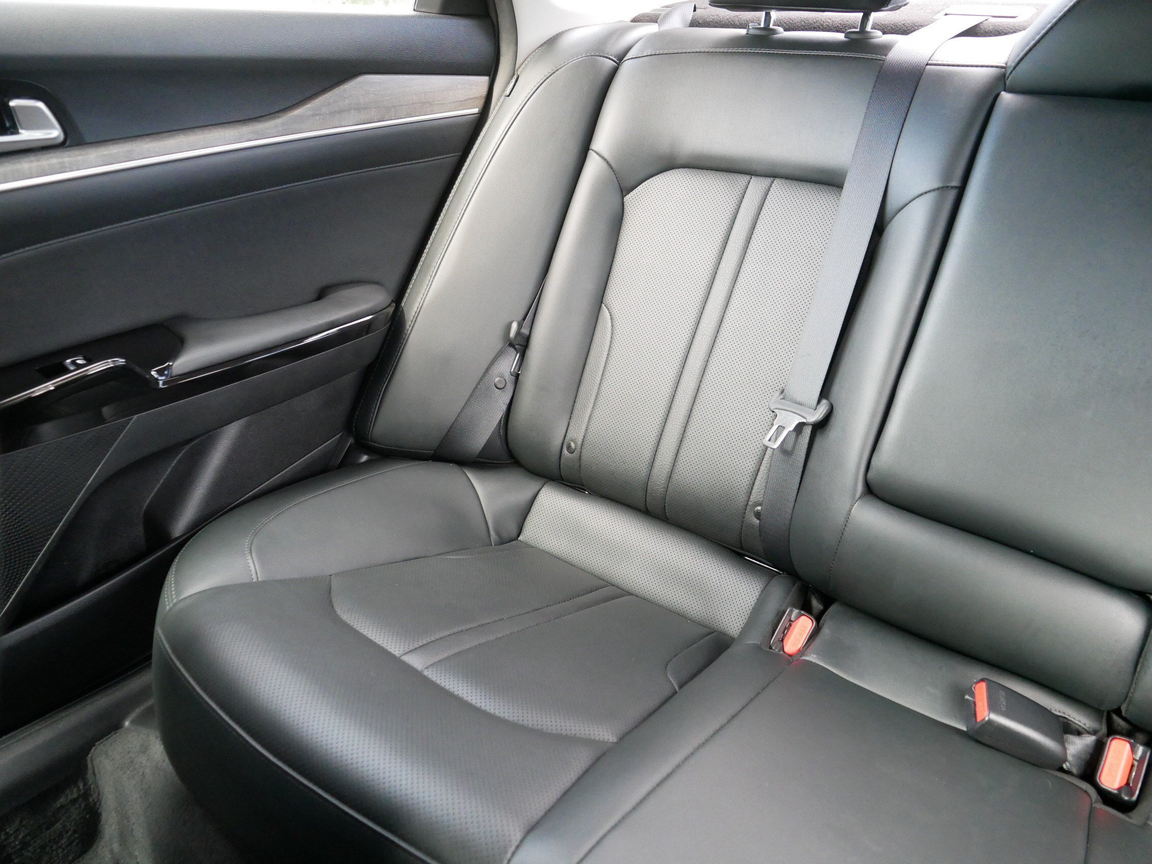 Used 2023 Ebony Black Kia EX image 12